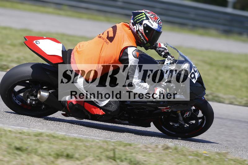 /13 01.05.2025 Speer Racing ADR/Gruppe gelb/backside